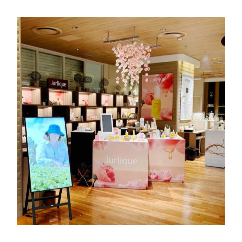 制作:02 jurlique 春 pop up